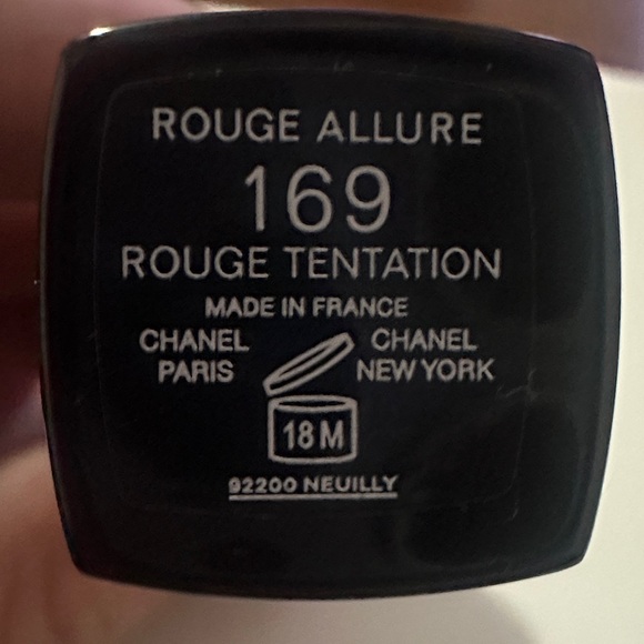 CHANEL Rouge Allure Lipstick - 169 Rouge Tentation (NWOT) - Picture 4 of 8